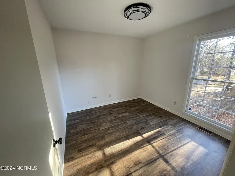 3332 Redfox Rd — Photo 11