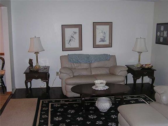 2nd image of 125 Cannon Dr
