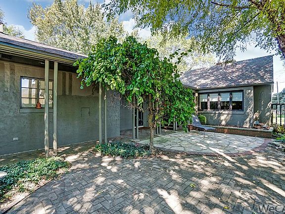 4th image of 411 Hillcrest Dr #Drw4-p8