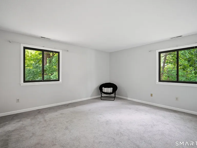 808 Mill Pond Dr #808 — Photo 15