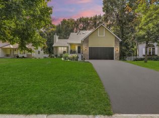 5515 Riverwood Dr, Savage, MN 55378