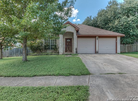3rd image of 2705 Hillview Ln