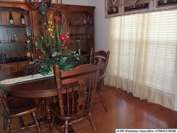 4th image of 10401 Green Forest Dr