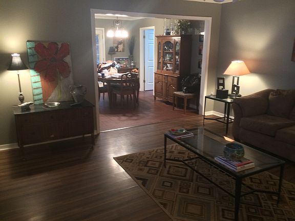 5th image of 918 Crawford Cir