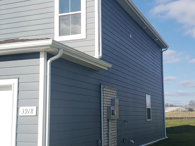 3918 Sadie St — Photo 24