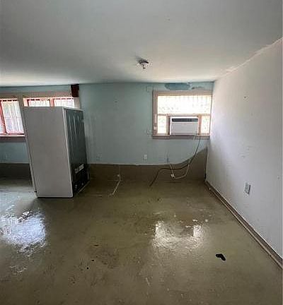 3rd image of 3410 Napoleon Ave #A