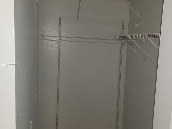 4th image of 4354 NW 9th Ave #1F