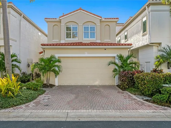 1039 Royal Pass Rd, Tampa, FL 33602