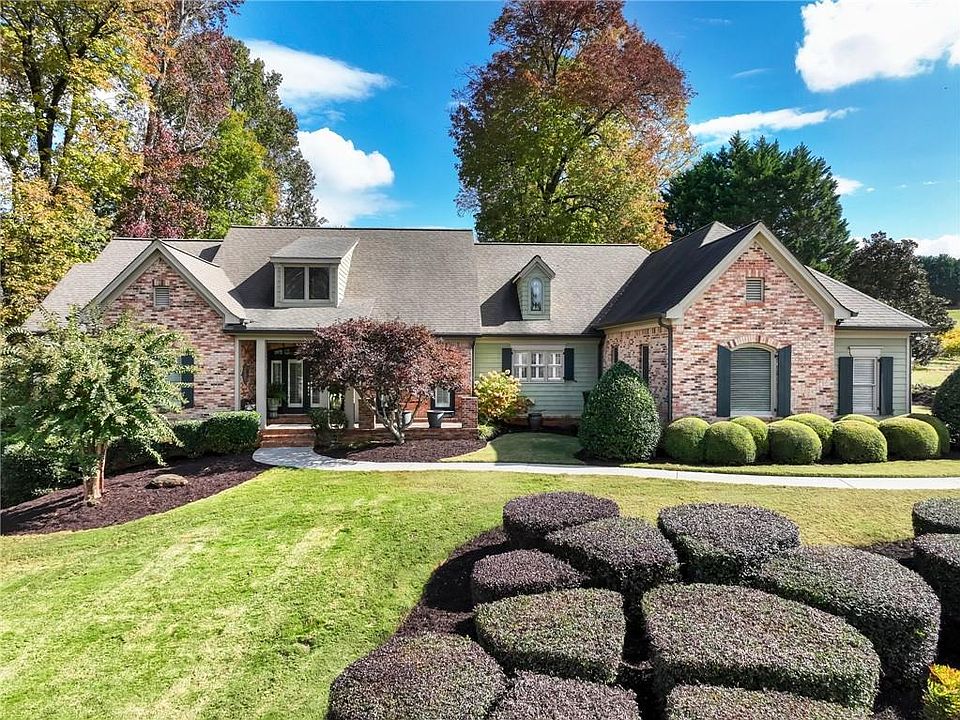 1st image of 1095 Belmont Pl