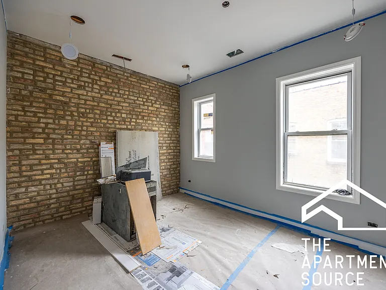 1307 N Lawndale Ave #1F — Photo 12