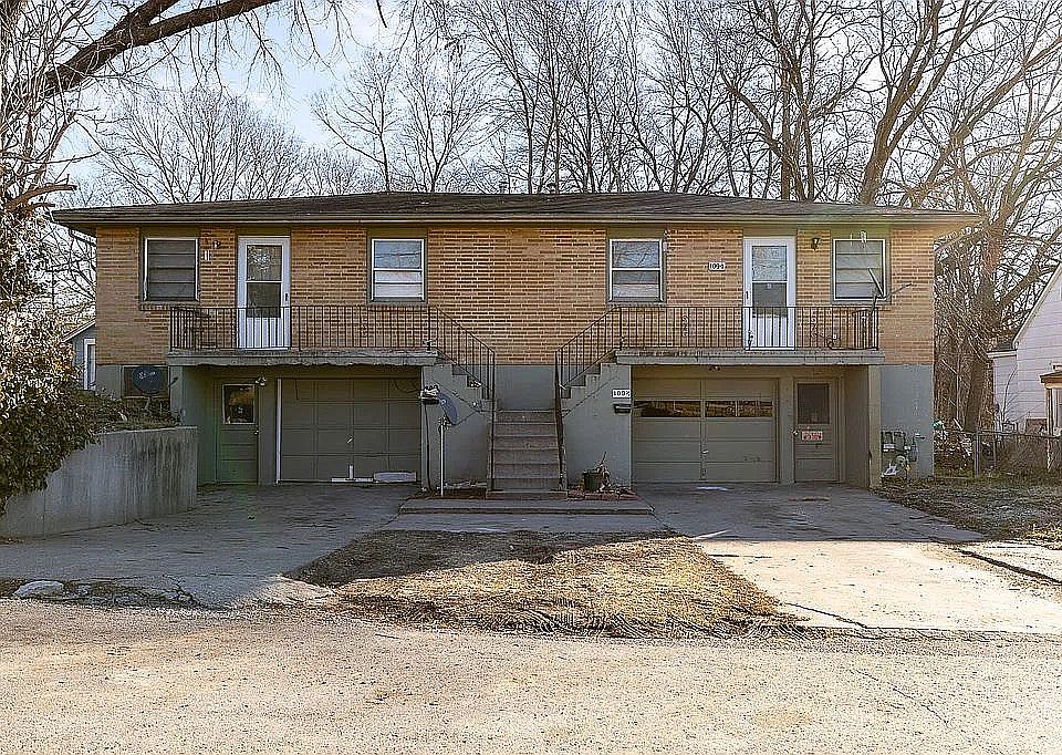 1st image of 109 S Hawthorne Ave