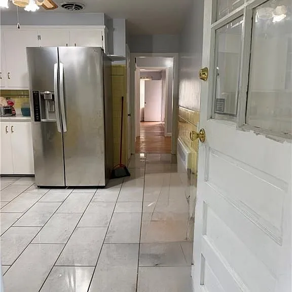 178 Sisson St — Photo 4