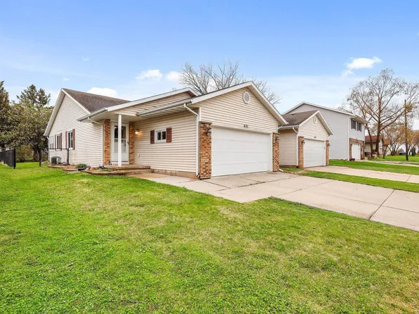 621 Granite Way, Sun Prairie, WI 53590
