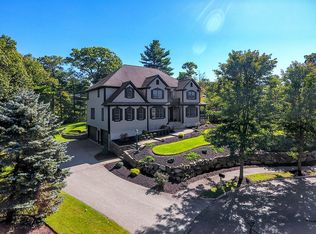 11 Birch Woods Dr, Beverly, MA 01915