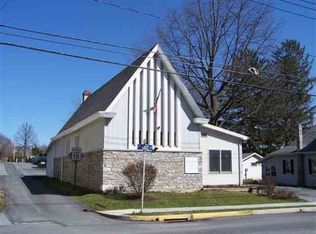 135 E Emaus St, Middletown, PA 17057