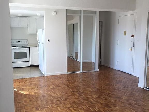 5th image of 232 E 12th St APT 6D
