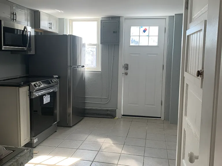 218 N Chelsea Ave #BSGF — Photo 1