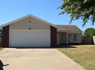 1204 Ryan St, Bentonville, AR 72712