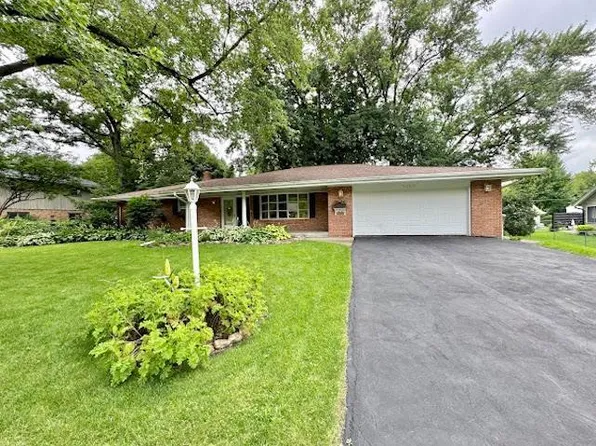 2892 Wishart Dr, Rockford, IL 61114