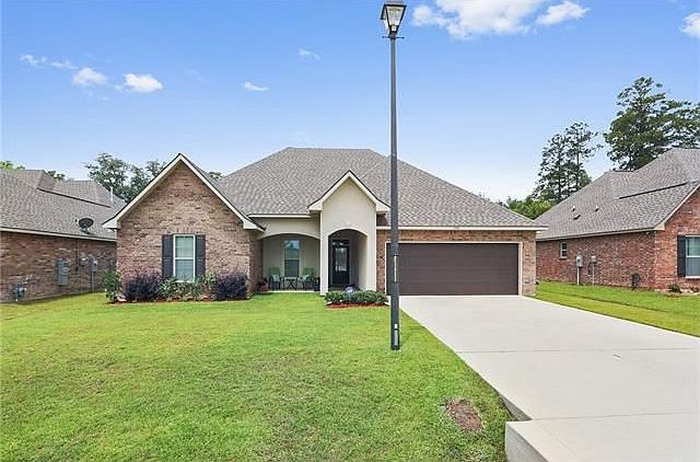 1st image of 1745 Orchard Dr
