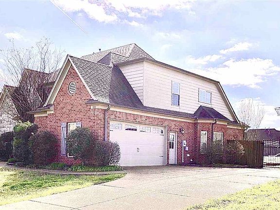 2nd image of 8135 Baron Dr