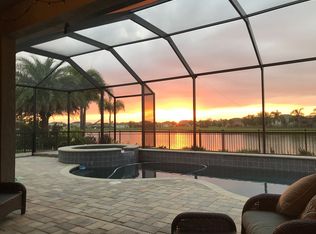 311 Star Shell Dr, Apollo Beach, FL 33572