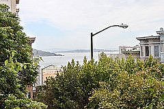 2nd image of 1907 Leavenworth St APT 2
