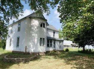 1685 N 3400 East Rd, Melvin, IL 60952