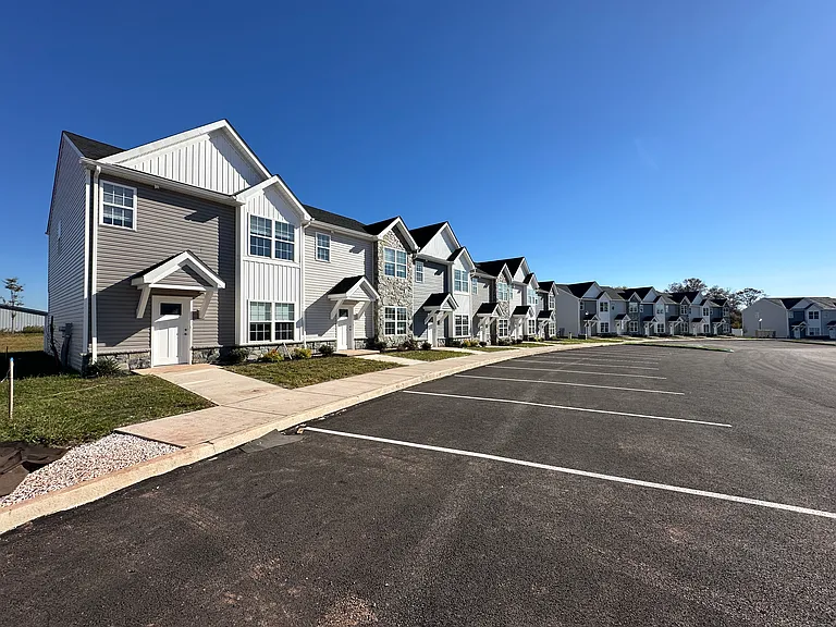 Aspen Ridge Townhomes — Photo 37