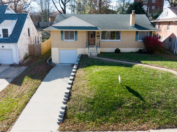 1202 Peyton Dr, Jefferson City, MO 65101