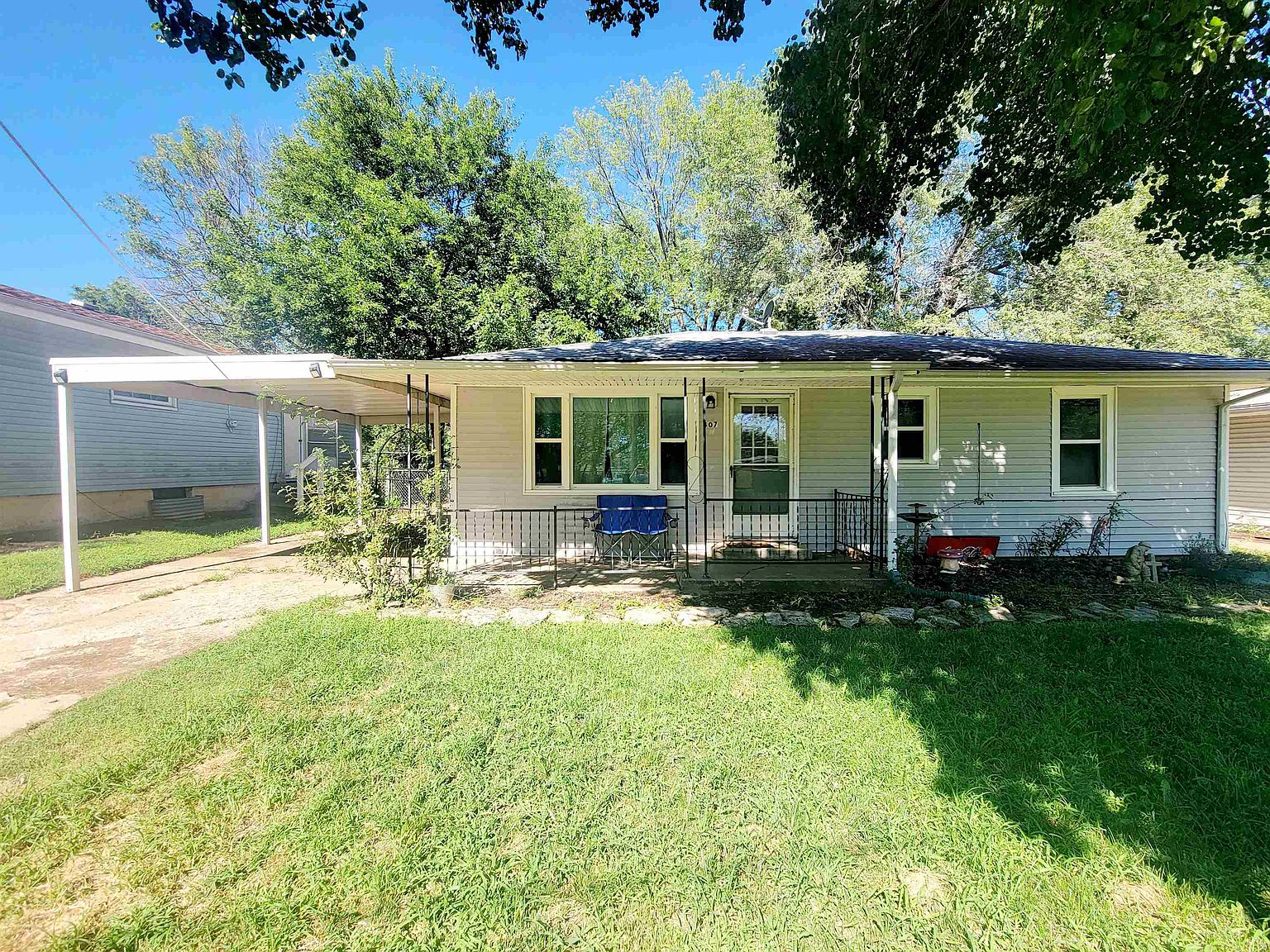 307 N Broadway St, Udall, KS 67146 Zillow
