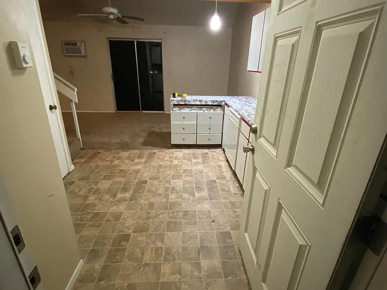 3020 E Jackson Ave — Photo 2
