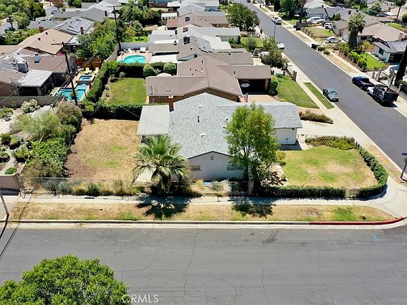 4th image of 13670 Mindora Ave