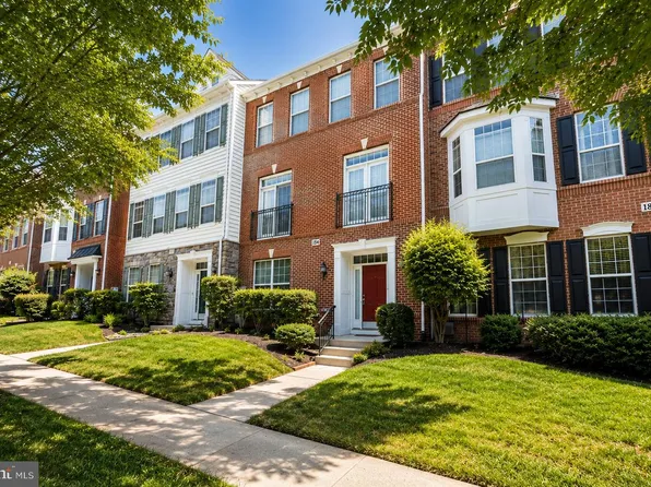 184 Autumn View Dr, Gaithersburg, MD 20878