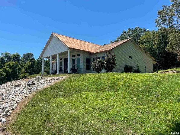 1601 S Water St, Golconda, IL 62938