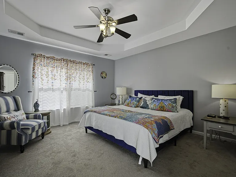 225 Urbano Ln — Photo 15
