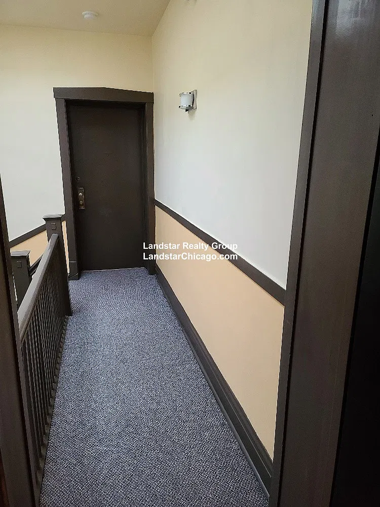 2 bed, 1.0 bath, $1,875 — Photo 2