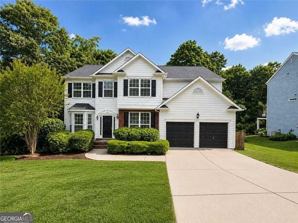 6815 Grand Magnolia Dr, Sugar Hill, GA 30518