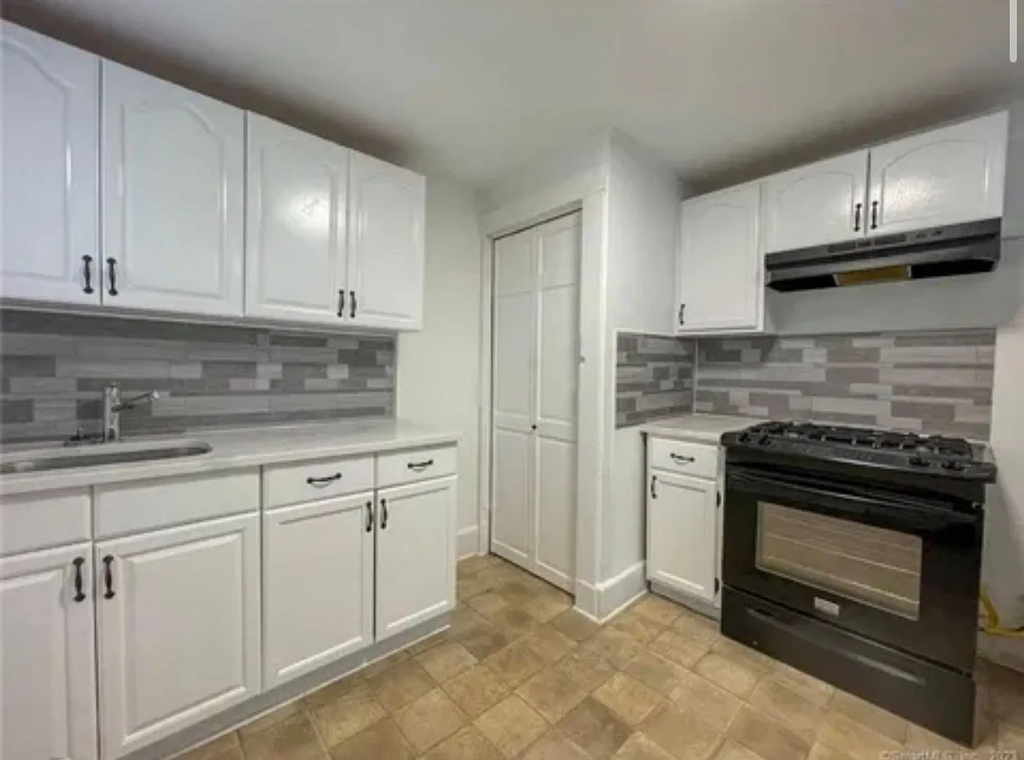 1-25 Highland Ave, Naugatuck — Photo 2