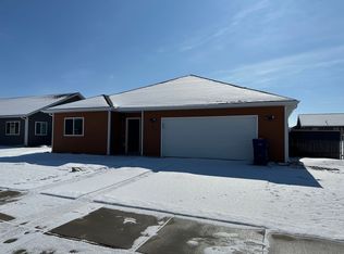48 41st Ave NE, Great Falls, MT 59404