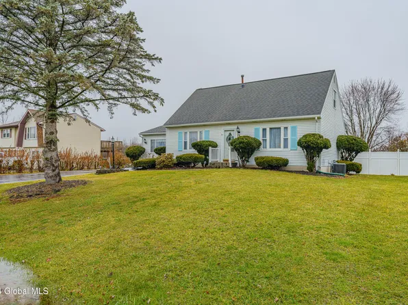 30 Timber Drive, Waterford, NY 12188