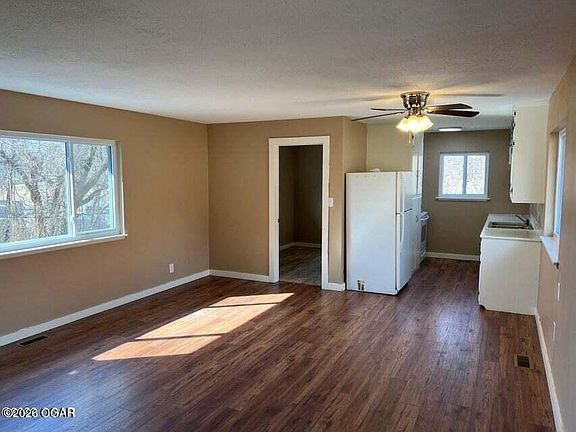 5th image of 1229 Reid Rd