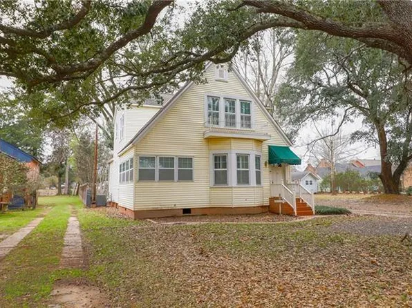 300 Williams Ave, Natchitoches, LA 71457