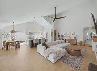 2631 Mohawk Cir, West Palm Beach, FL 33409