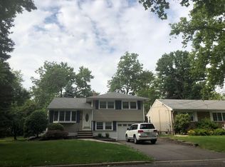 864 Grove St, Rahway, NJ 07065