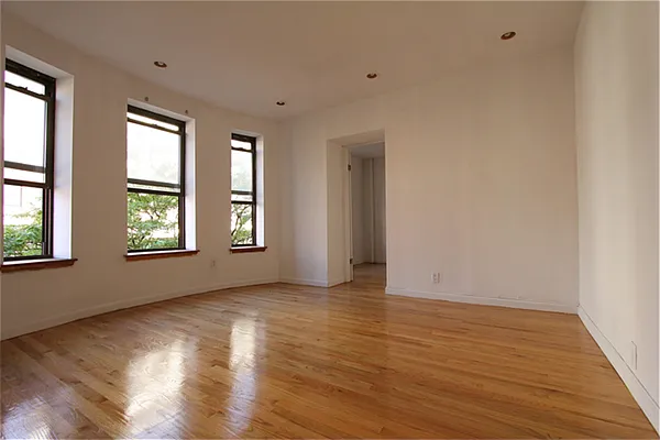 Rented by Union Square Property Management | media 22