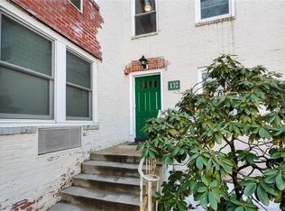 132 Woodside Grn APT 3D, Stamford, CT 06905