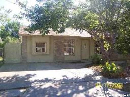 1st image of 850 WALNUT PARK