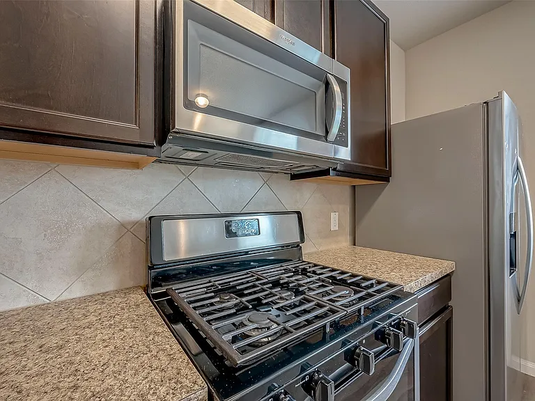 17219 Quiet Song Ct — Photo 17
