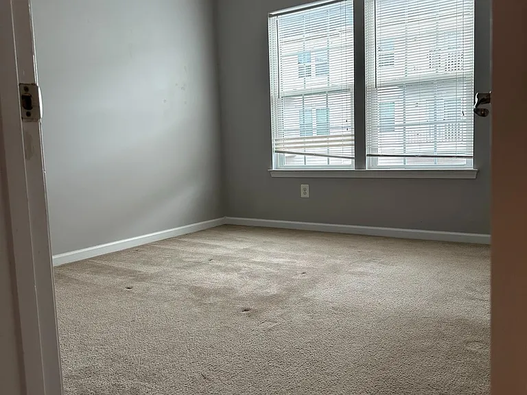 24598 Johnson Oak Ter — Photo 18